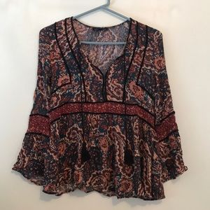 AMERICAN EAGLE flowy top